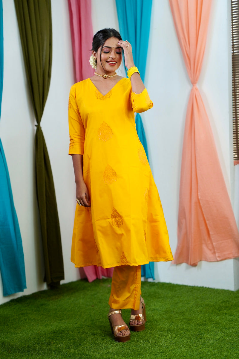 Buy Green and Yellow Banarasi Silk Booti Salwar suit Online : Singapore -